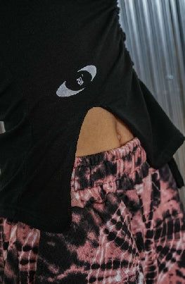 B' string top_black