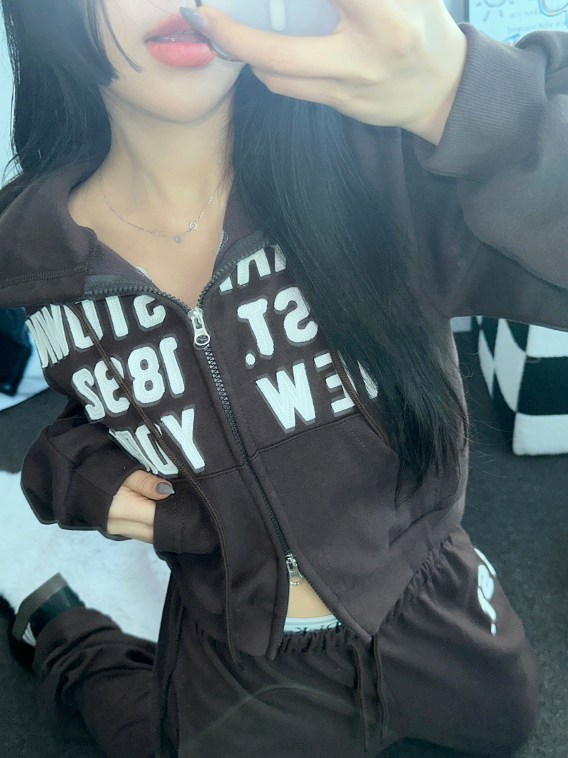 ストリートパッチフーディージップアップ🤎🤍🖤3COLOR