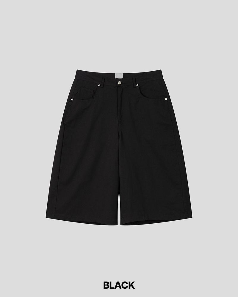 Taut Bermuda Cotton Pants