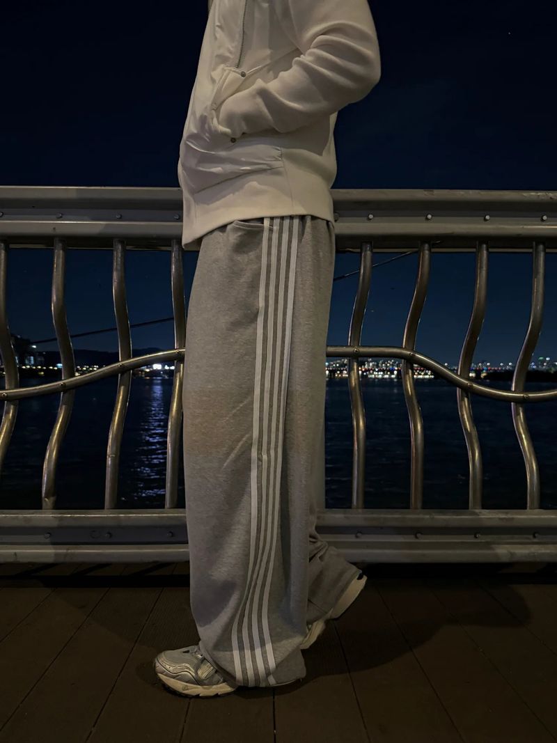 Maren russell sweat pants