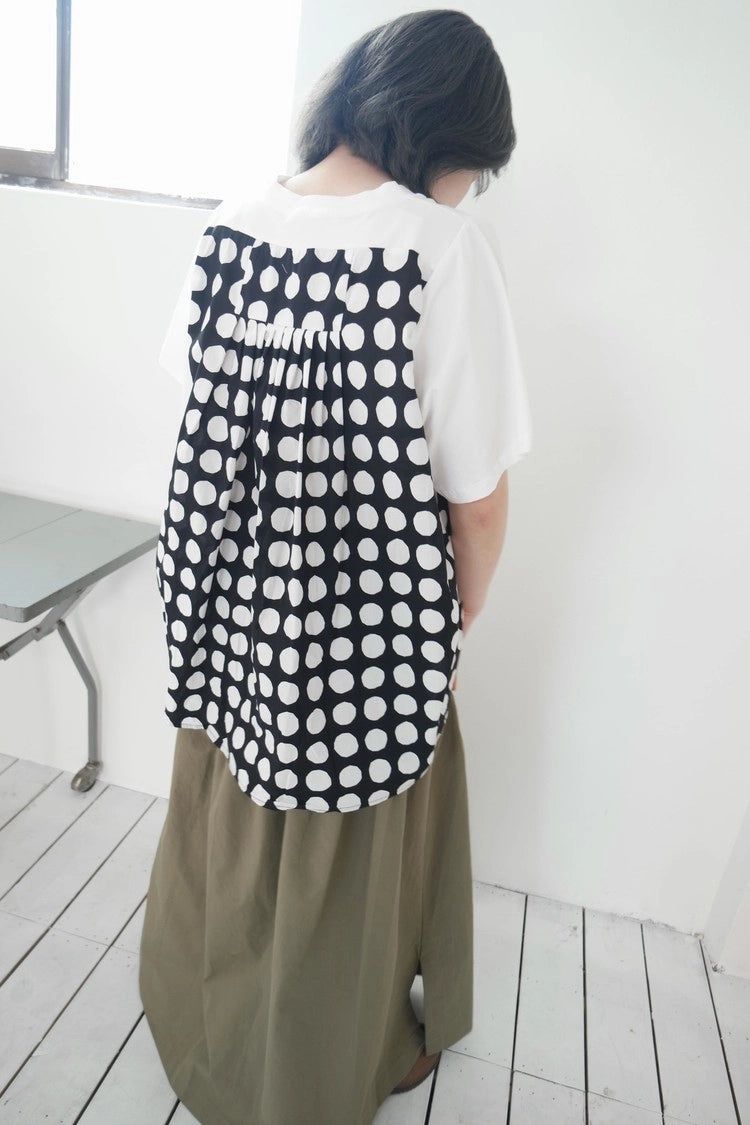 callhag（コールハグ）の「back pleats T (2c)（Tops）」