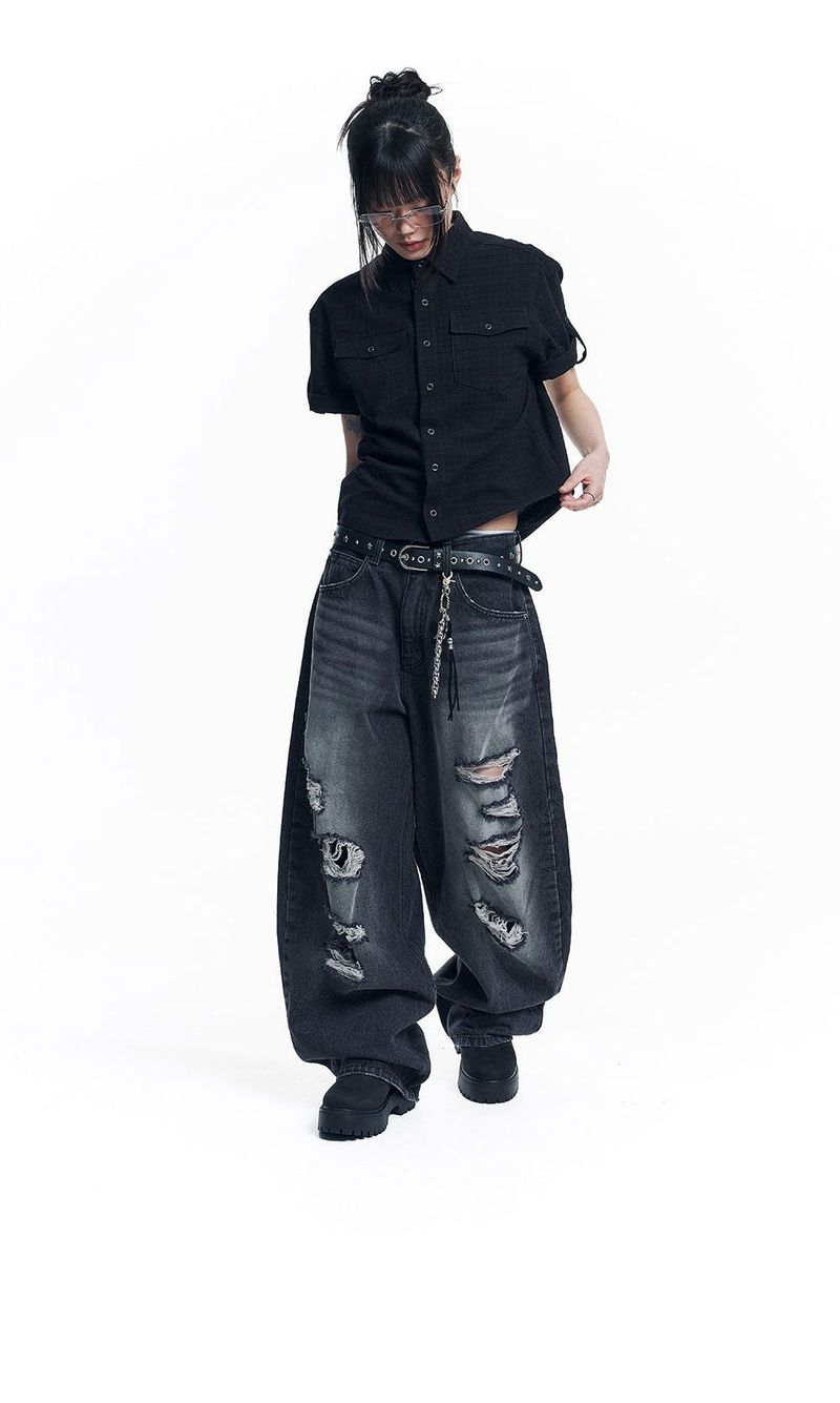 Distressed Curved Denim Pants - Black