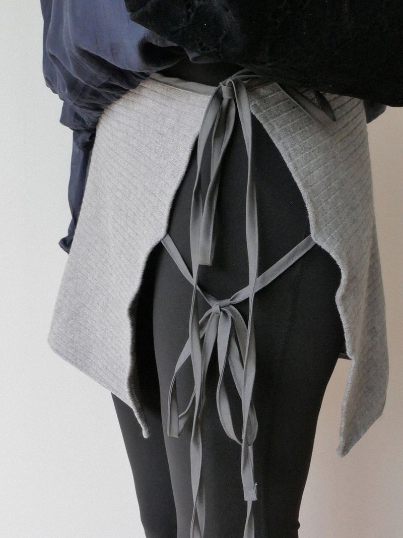 VOOR（ボル）の「Soft Ribbed Layering Wrap Skirt&Top_Grey（Skirts）」