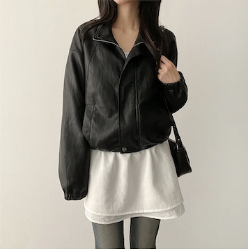 Thin and light leather jacket! High Neck Leather Blouson Jumper