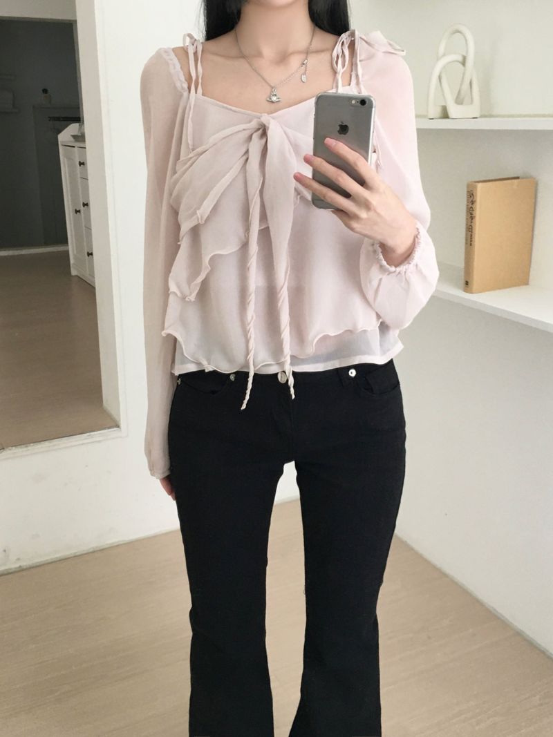 cheek ribbon blouse (2 colors)