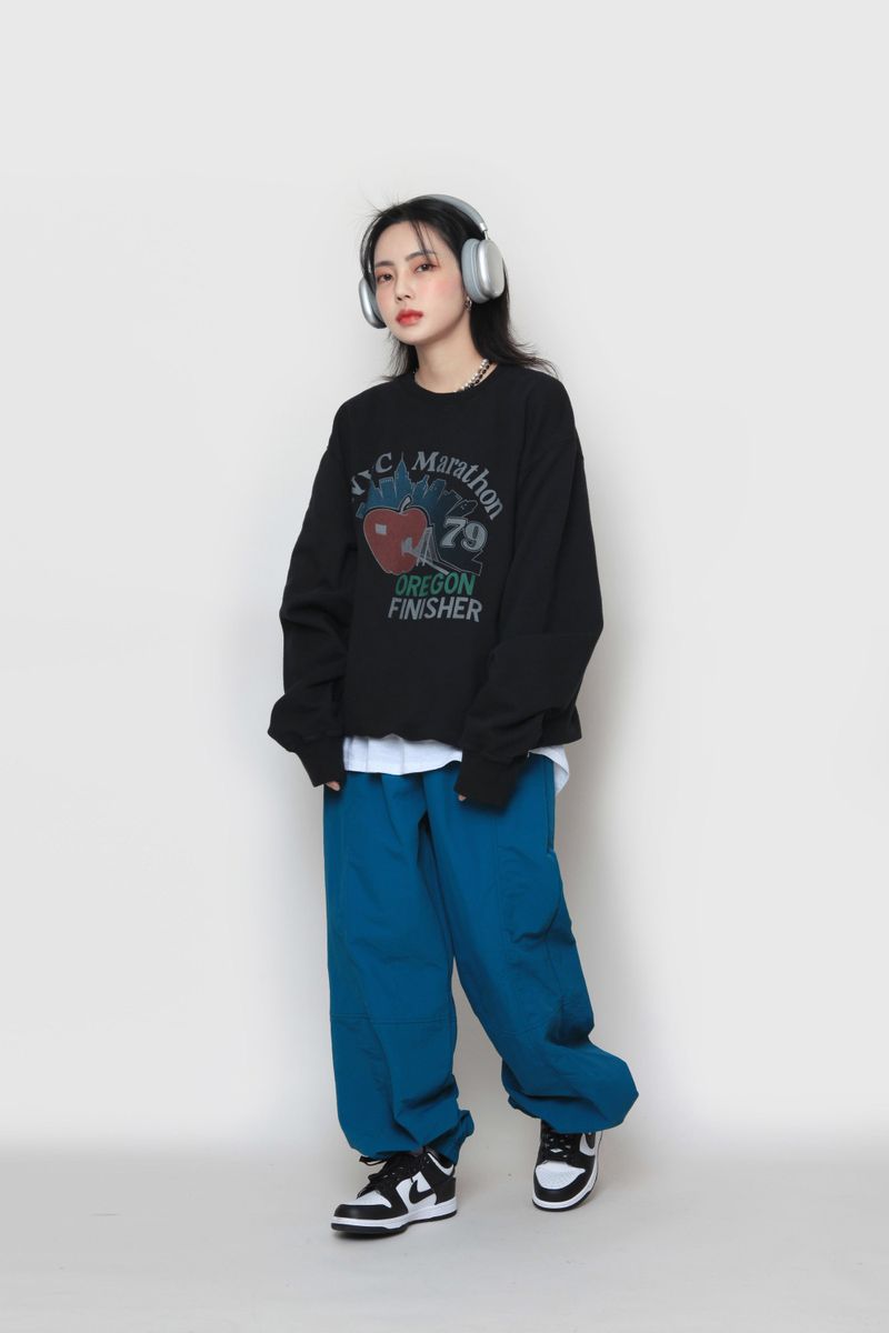 NYC Apple sweatshirt