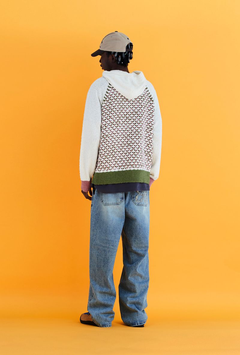 EMBOSSING CLOVER KNIT ZIP-UP HOODIE / IVORY