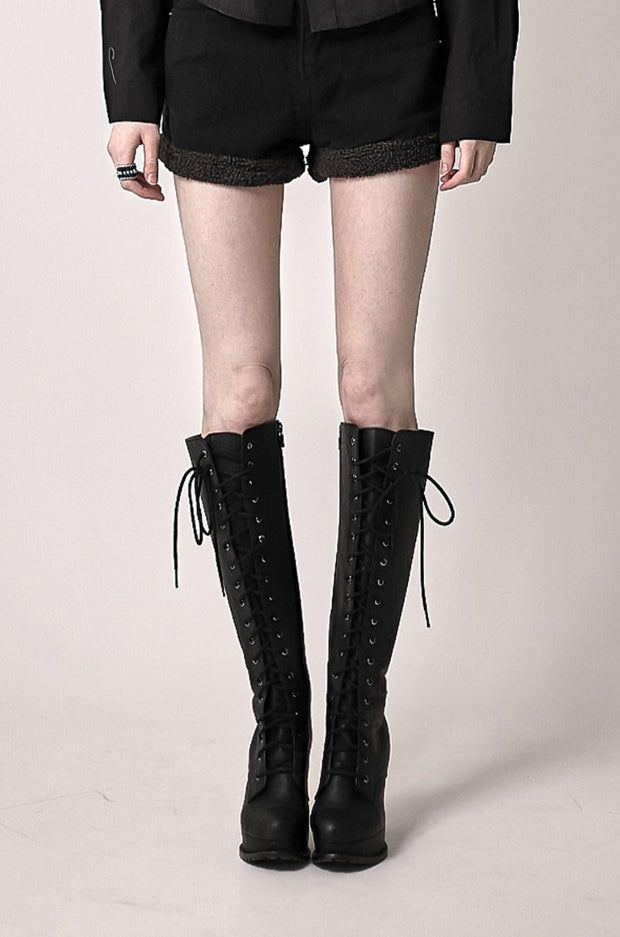 EEUN（イウン）の「Lace-up Kill Hill Long Boots（Shoes）」