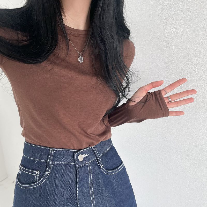 Extended Sleeve Round Neck T-Shirt