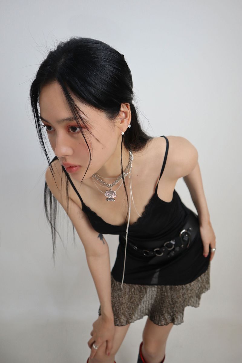 SULTRY COLLAR BELT