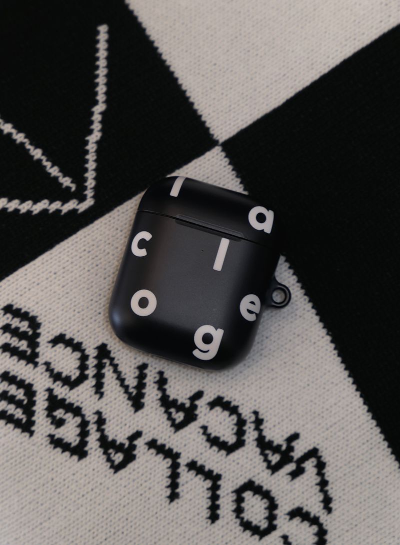 Logo Alphabet Airpods Case (Black)