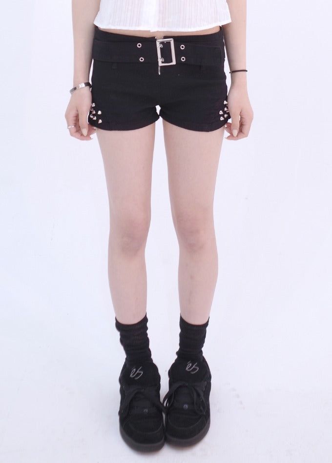 myorang（ミョラン）の「スタッドベルトショートパンツ（Pants）」