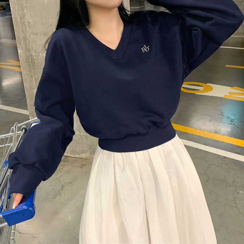 [Bellide made] Pastel V-neck cropped sweatshirt