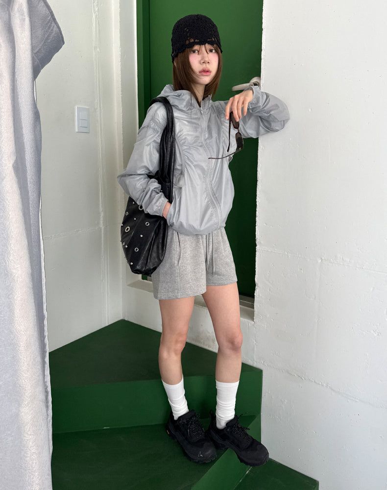 slit wind breaker