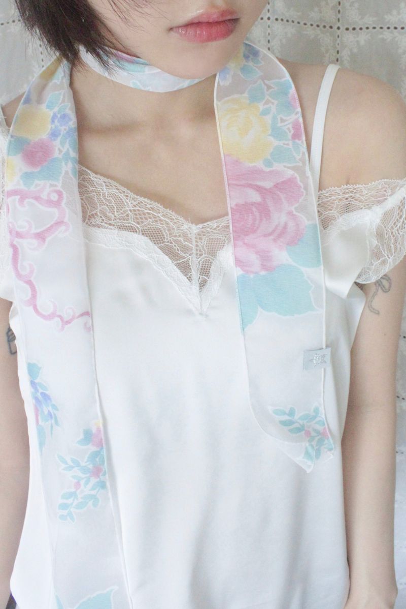 LE MONDE PEPE(ルモンドぺぺ)の「vintage floral scarf(柄・カラーはおまかせとなります)(ファッション小物)」