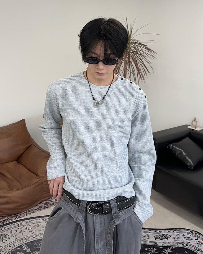 SATIIIZ（サティーズ）の「Kian Waffle Button Long Sleeve T-shirt（Tops）」