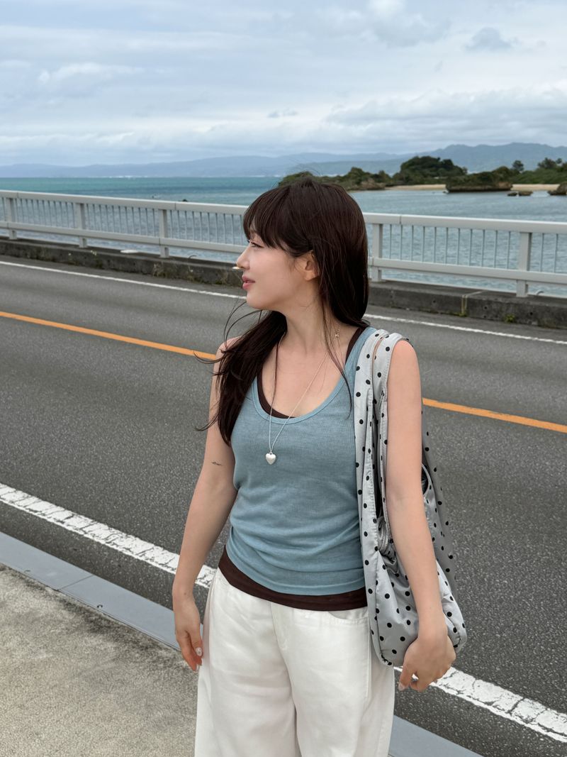 [Wool 30/Tencel 70] Ocean U-Neck Layered Sleeveless