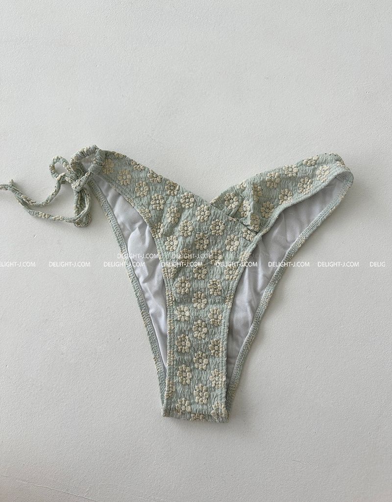 Flower embroidered tube top bikini