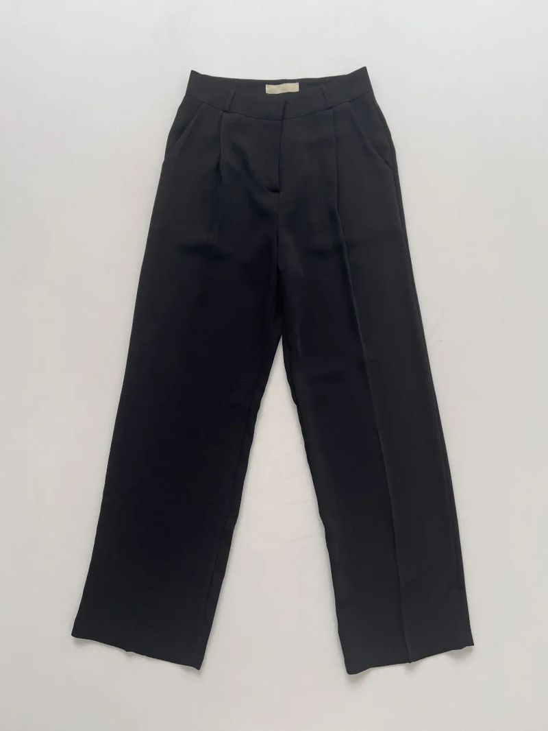 One Tuck Semi-Wide Slacks