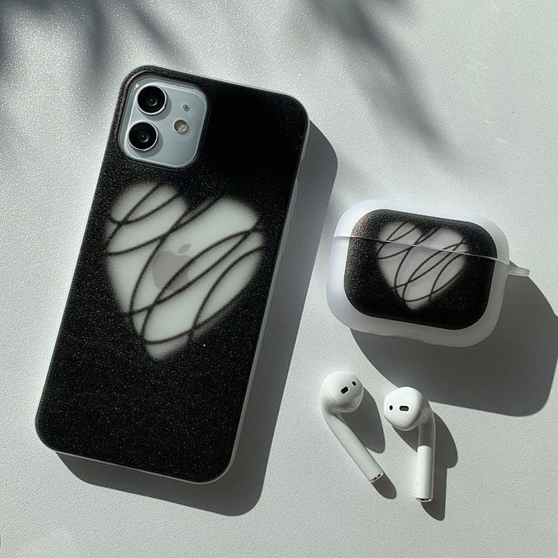 Black - Chocolate Heart AirPods Case_matt