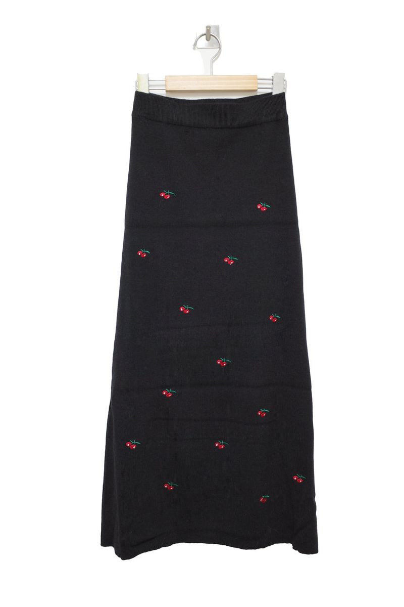 Cherry Embroidered Long Sk (2 colors)