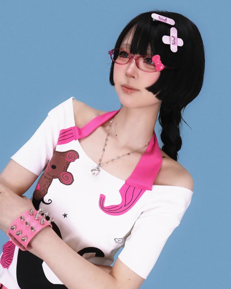 dangerous mouse halter-neck T