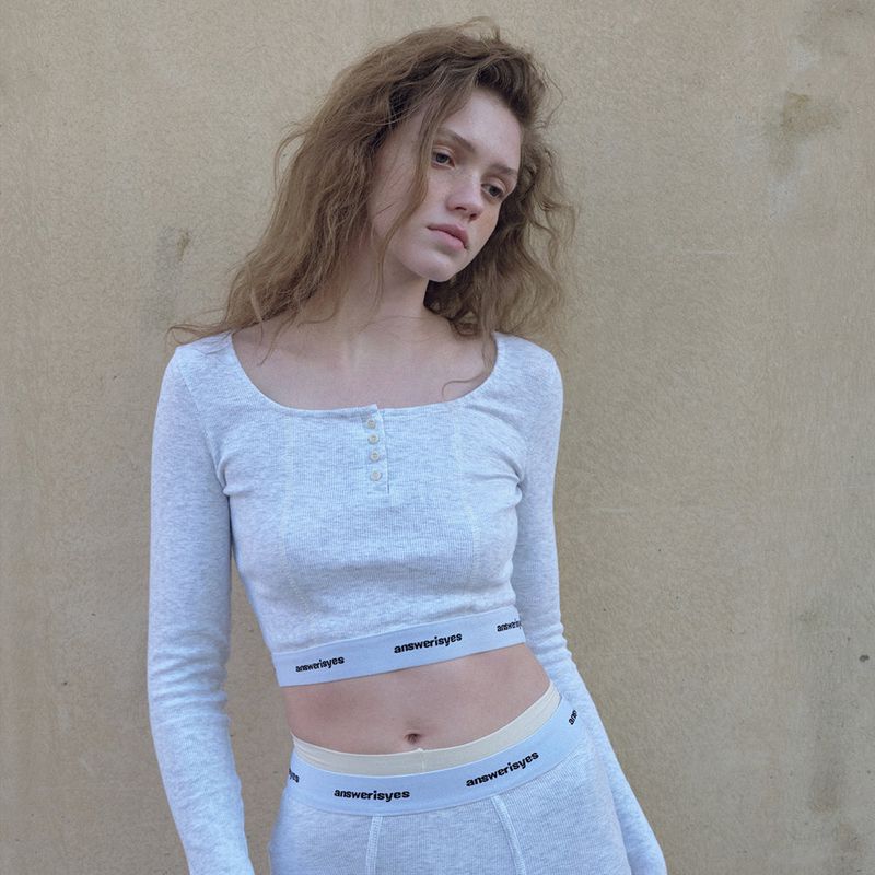 answerisyes（アンサーイズイエス）の「Comfy Crop Top T-shirt（Tops）」