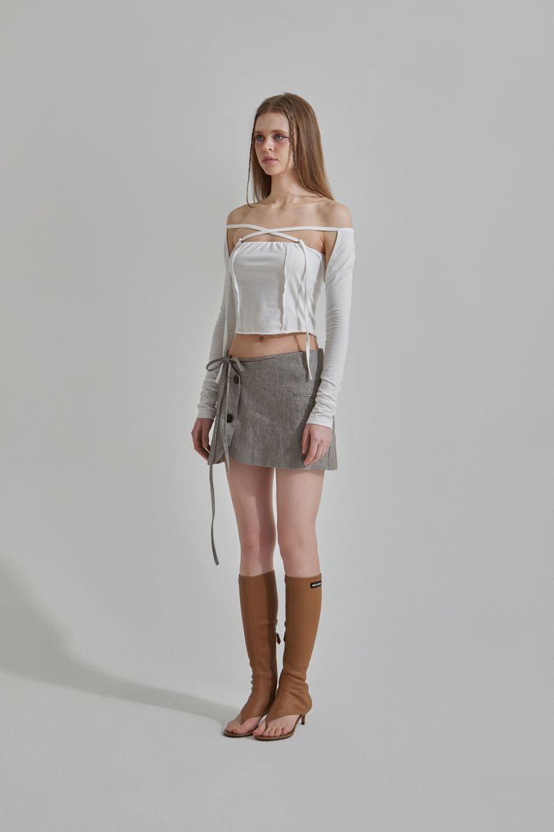 OUT SQUARE T-SHIRT