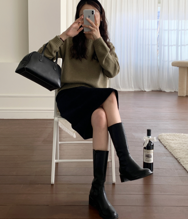 Middle Boots