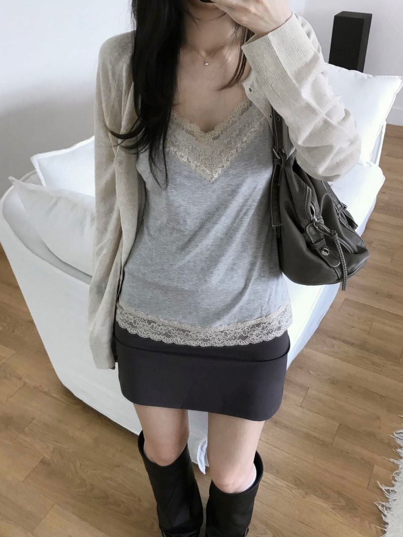 Cindy Lace Sleeveless (one color)