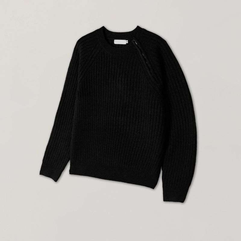 Going diagonal zipper knitwear
