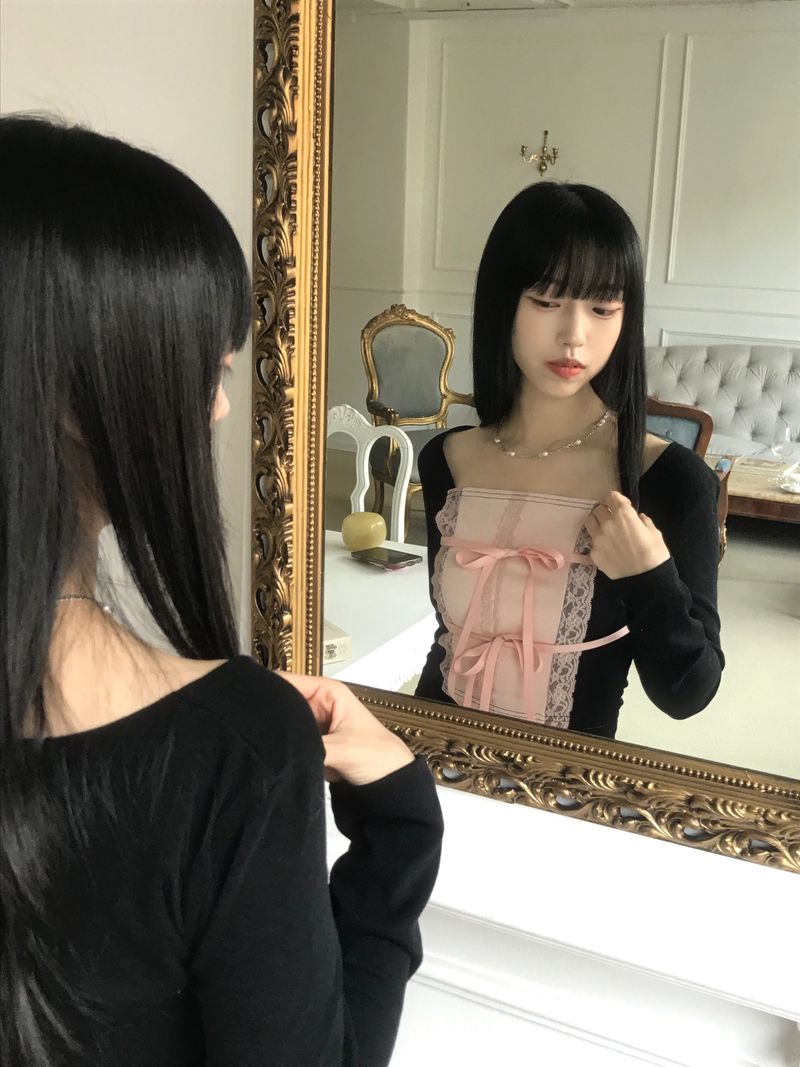 heenytsuki（ヒニツキ）の「Rococo Princess T-shirts（Tops）」