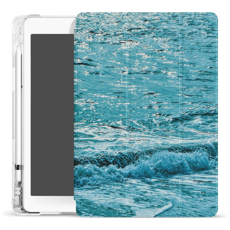 ONCESTUDIO（オンセスタジオ）の「スカイブルーシー ipadケース（スマホグッズ/小物）」