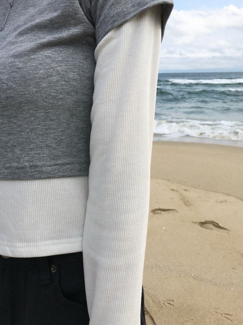 Soft Color Block Layered T-Shirt (3c)