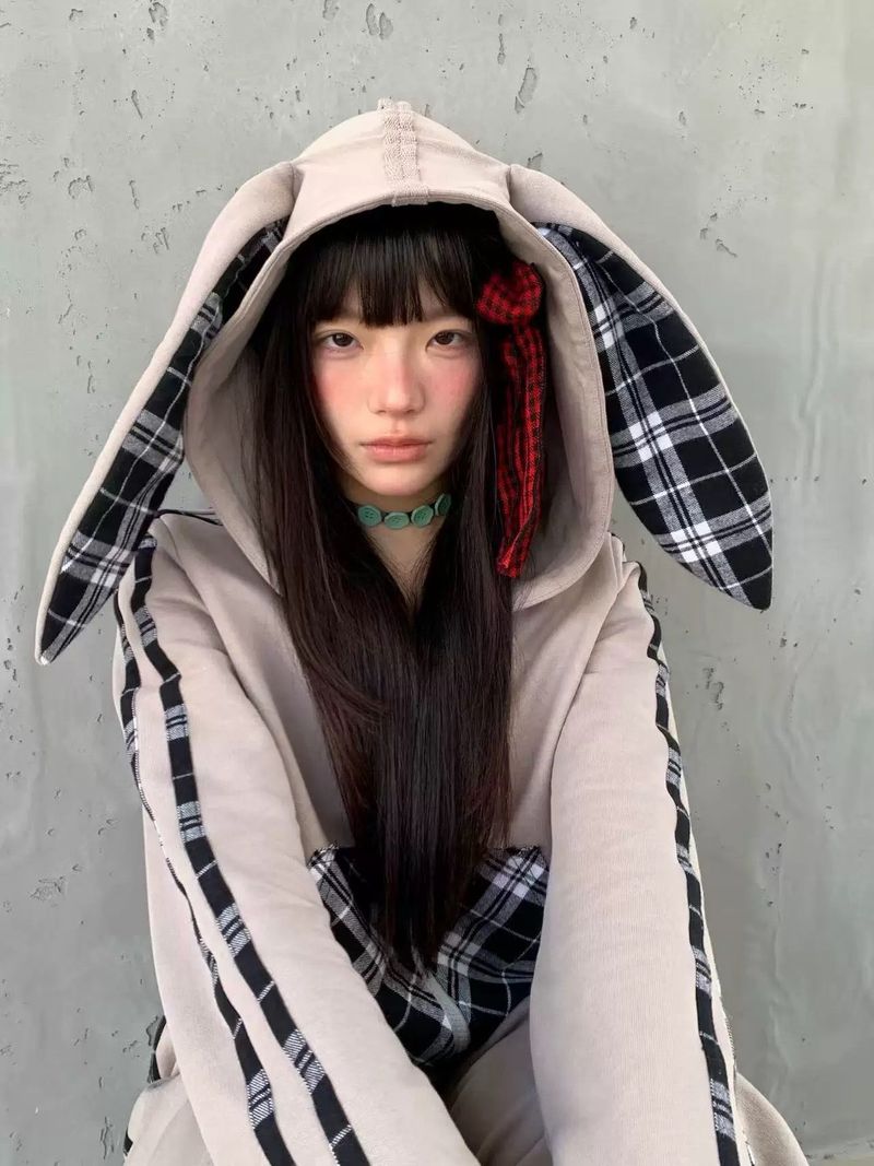 eat me plz（イート ミー プリーズ）の「スイート クール ラビットイヤー フーデッド スウェットシャツ セット プラッド ショート トップ（トップス）」