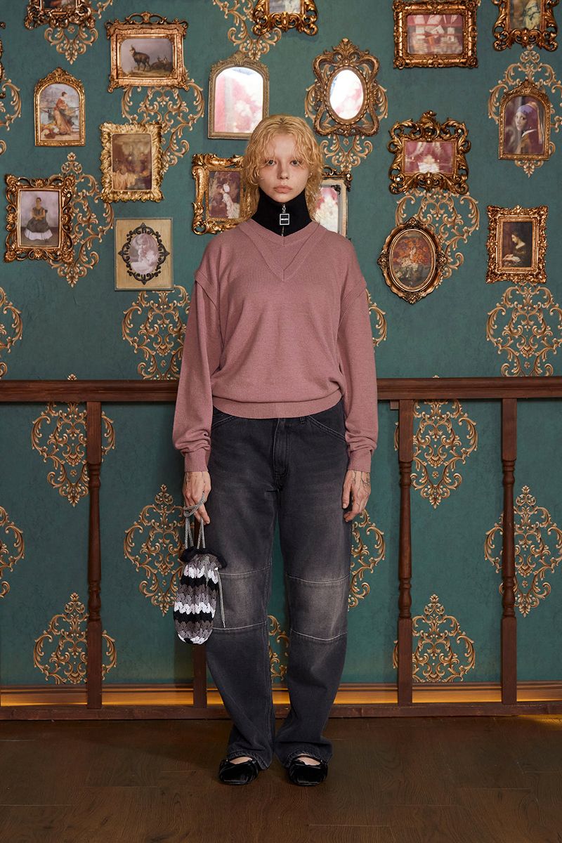 LAYERED V NECK KNIT / INDI PINK
