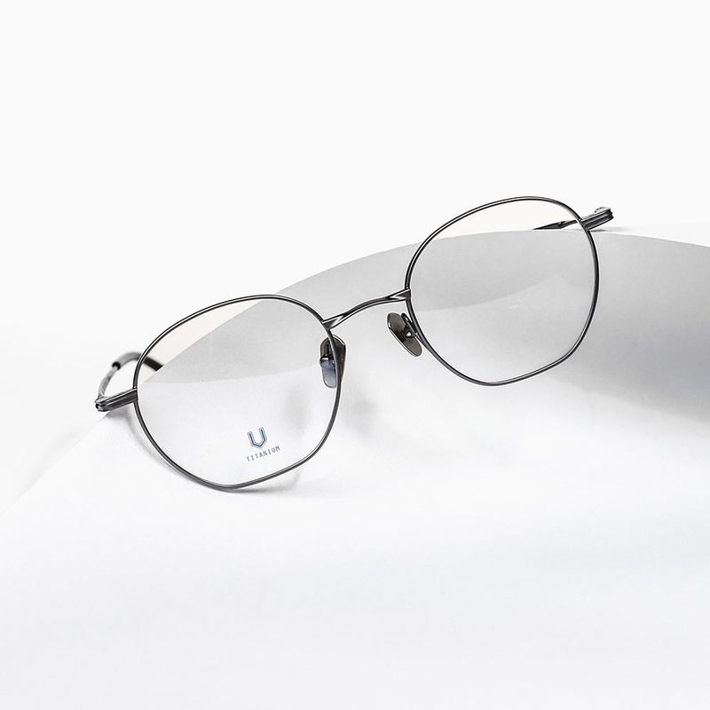Knouun Round titanium glasses CODE. 101. A gray
