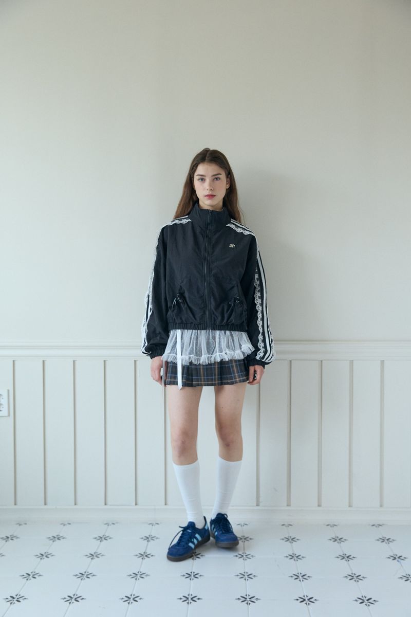LACE TRACK WIND BREAKER (2 COLORS)