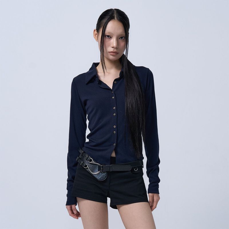 ZIZEMUSEUM(ジゼミュージアム)の「BUTTON DETAIL SHIRTS CARDIGAN(DEEP NAVY)(Tops)」