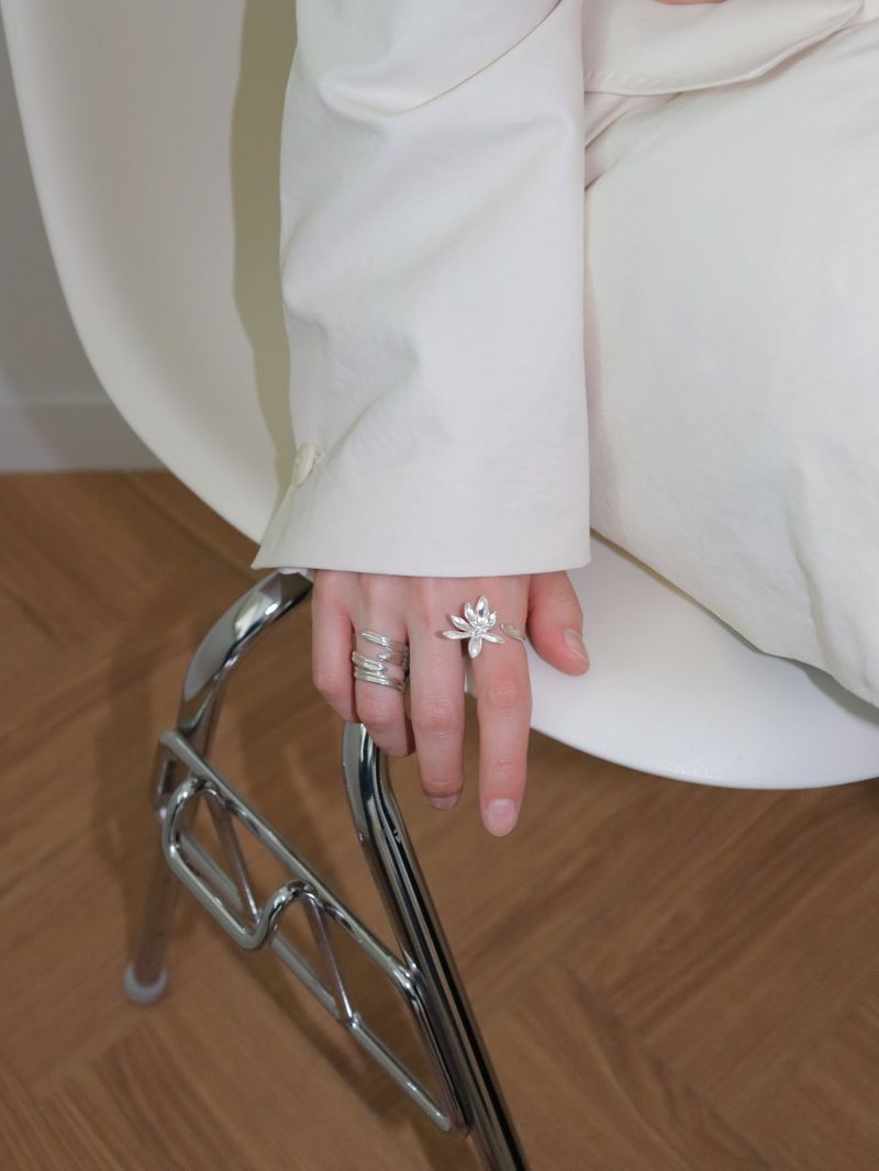 DOUBLE STEM RING