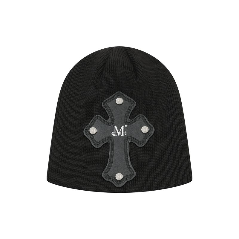 MUCENT（ムセント）の「コーンクロスレザーパッチビーニー UNISEX（帽子）」