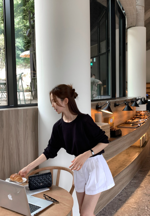 FINLEU（フィンル）の「オンAラインツーピンタック 3/4 ショーツ / 4 Colors（パンツ）」