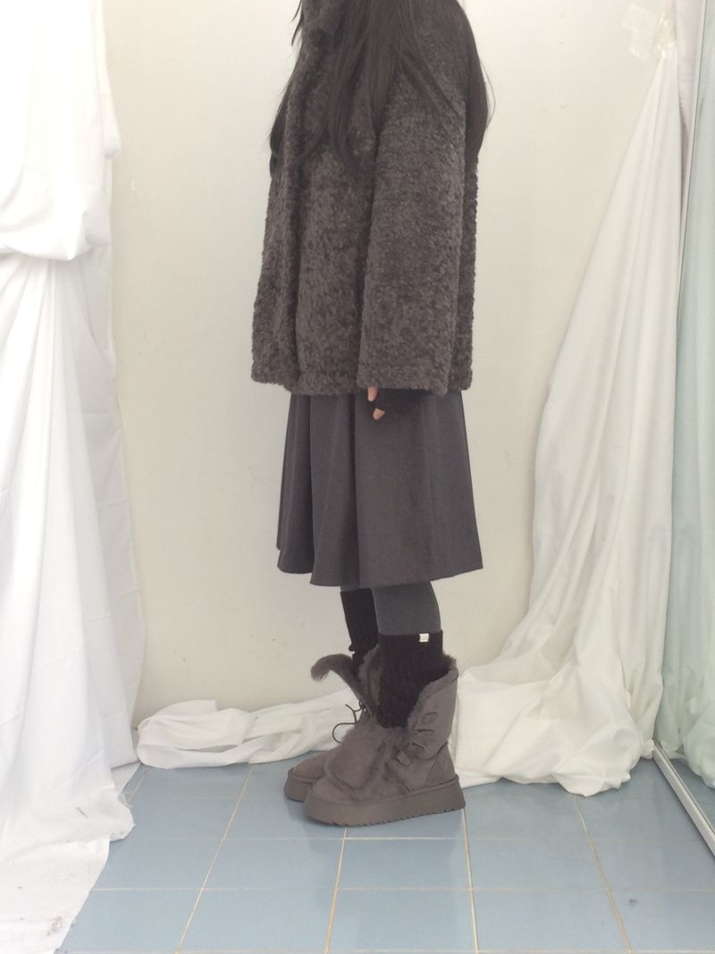 Fingerhole line hooded half zipup