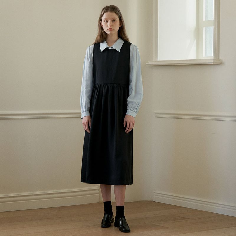 Pure button blouse