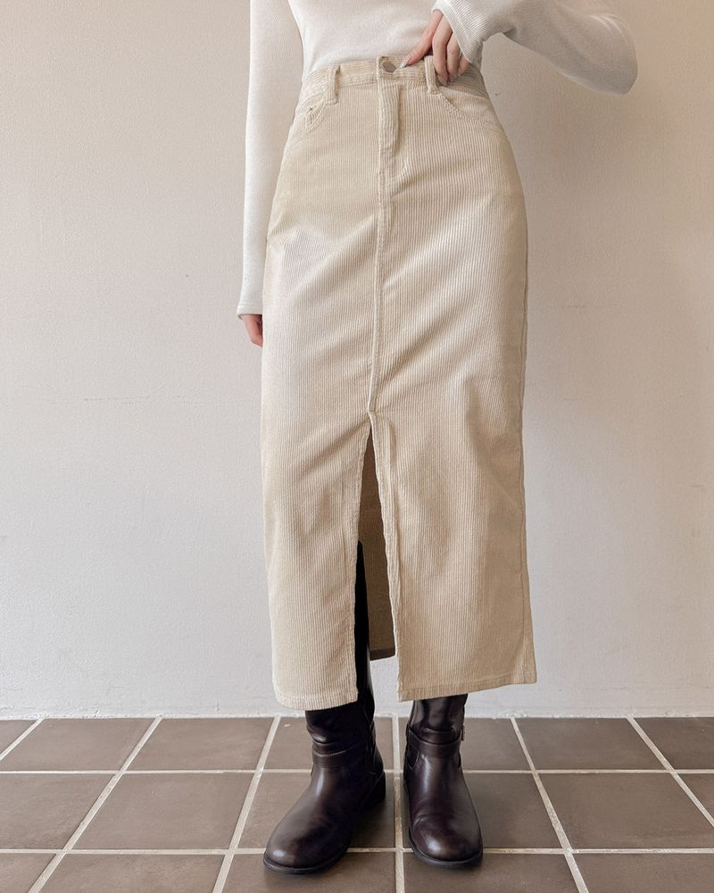 MAYBINS(メイビンス)の「Corduroy long skirt(Skirts)」
