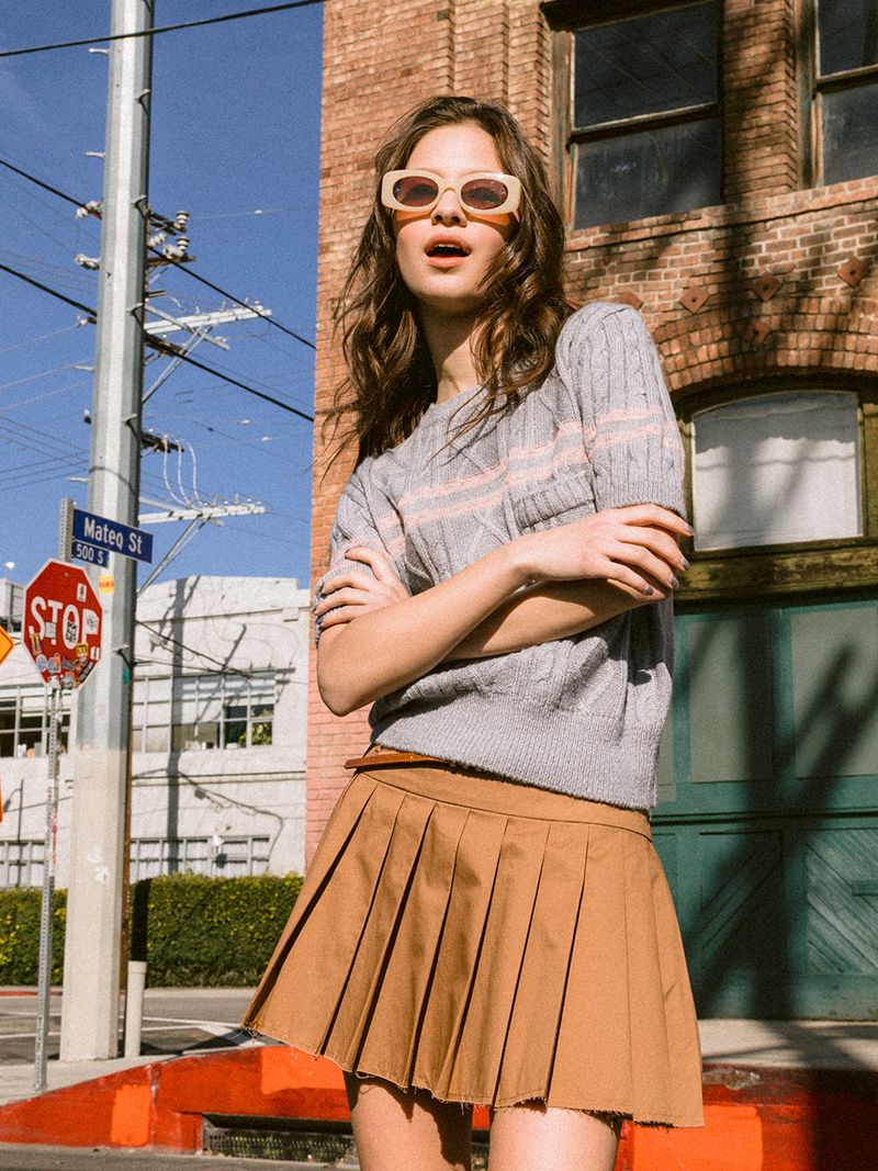 Color Line Twisted Knit (Gray)