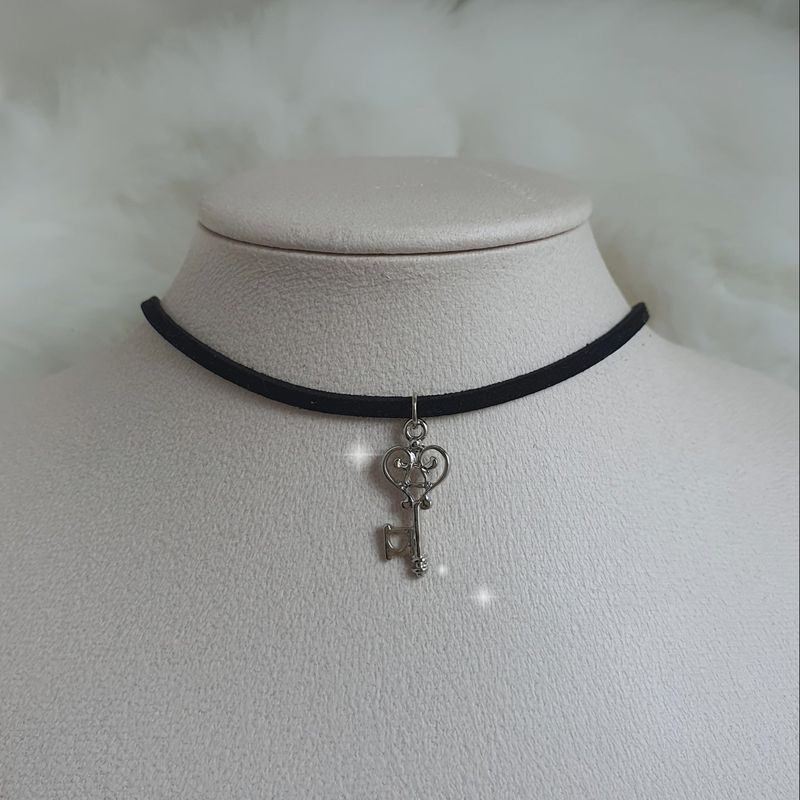 [IVE Wonyoung Necklace] Silver Heart Key Choker Necklace