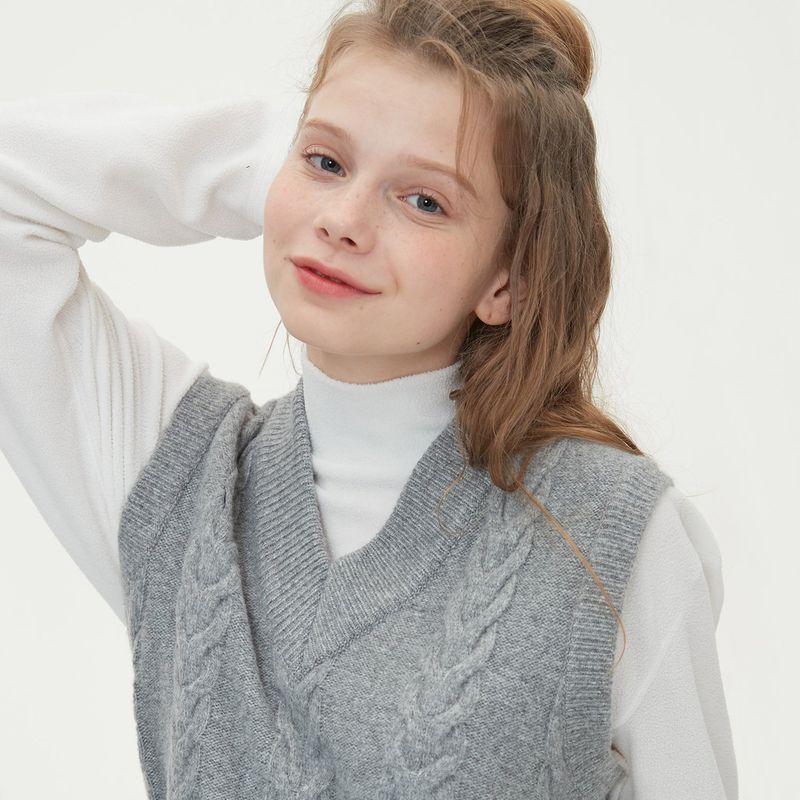 CABLE KNIT VEST_GRAY