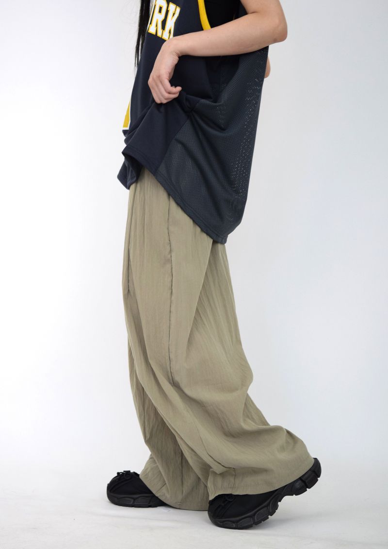 Light Wrinkle Pants