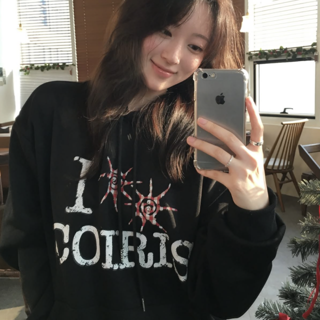 COIRIS（コイリス）の「SLOO VINTAGE CHECK LOGO HOOD T UNISEX (2COLOR)（Tops）」
